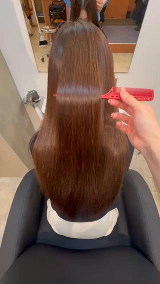 ロング 𝐩𝐞𝐚𝐤𝐲.所属・𝐩𝐞𝐚𝐤𝐲 ⋆⸜🧡⸝‍⋆菜々みのヘアスタイル