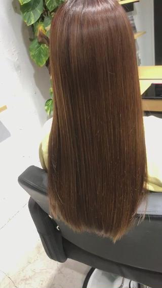 【藤沢で髪質改善ならお任せください！！】

新髪質改善ストレート始めました！！

従来の縮毛矯正のようなダメージやストレート感ではなくほぼダメージがなくナチュラルストレートに仕上がり手で乾かすだけでいいのでご自宅での再現性も高いです！！

もちろんボリュームを抑えたいや艶髪が欲しいって方にもおすすめ！！


ハギワラ式髪質改善ストレート¥24500


【気に入ったスタイルがあれば保存してカウンセリングでお使いください！】

【【こだわりのハギワラ式髪質改善ストレート】】
#髪質改善縮毛矯正や#酸熱トリートメントなど#髪質改善に興味ある方からご指名をいただいております！！

︎繰り返しのカラーなどで失われた艶髪を手に入れたい方
︎話題の髪質改善をやってみたいけど何がいいかわからない方
︎ダメージを気にして縮毛矯正をかけられない方
︎縮毛矯正特有の真っ直ぐなりすぎるのが気になる方
︎髪の広がりやパサつきが気になる

１つでも当てはまる方はぜひ一度僕にお任せください！！
-------------------------------------------
◎【EIGHT藤沢店】藤沢駅南口より徒歩2分
◎営業時間/10:00〜22:00 火曜定休
◎ Tel/0466-47-8482

新規クーポン
【髪質改善プレミアムトリートメント＋カット】
（カット＋髪質改善トリートメント）
　¥12000

【ハギワラ式髪質改善ストレート＋カット】
（カット＋髪質改善ストレート＋システムトリートメント）
¥24500

#髪質改善藤沢#藤沢髪質改善
#藤沢縮毛矯正#縮毛矯正藤沢
#髪質改善縮毛矯正
#プレミアム縮毛矯正
#髪質改善トリートメント#藤沢酸熱トリートメント#酸熱トリートメント藤沢#インナーカラー#デザインカラー#髪質改善ショート#ショート藤沢#藤沢ショート 