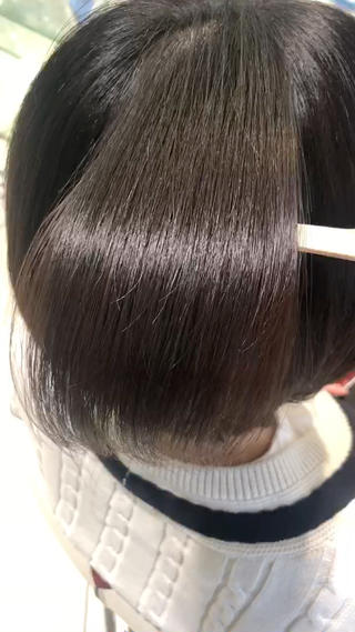 新髪質改善《プレミアムストレート》

圧倒的な艶と手触りが半永久的に手に入ります

色んな美容室で《髪質改善》と言う言葉を聞くことが多くなってきている今日この頃…

本物の《髪質改善》してみませんか？

やってみたい方や興味のある方は是非ご連絡下さい！！


こんな方におすすめです
︎繰り返しのカラーやブリーチで失われた艶髪を手に入れたい方
︎話題の髪質改善をやってみたいけど何がいいかわからない方
︎ダメージを気にして縮毛矯正をかけられない方
︎髪の広がりやパサつきが気になる方 