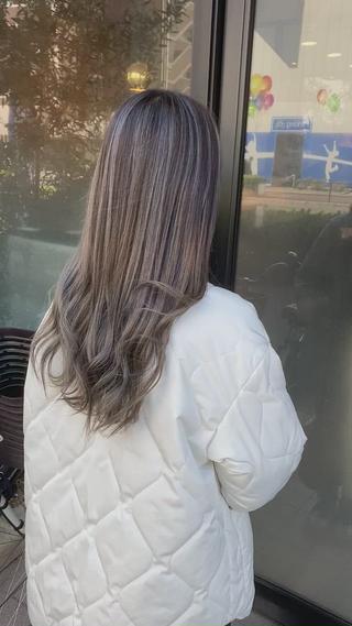 ロング カラー ヘアアレンジ Belle hair Design青野大貴のヘアスタイル