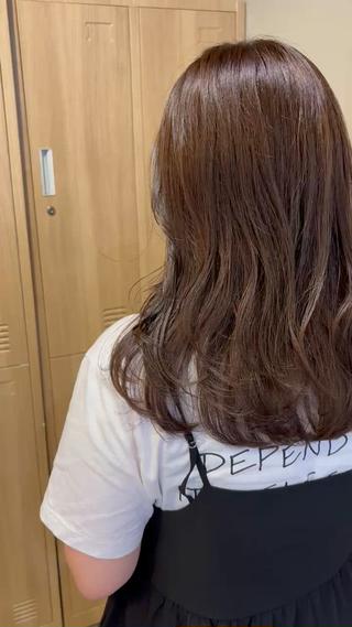 オリーブベージュか　 