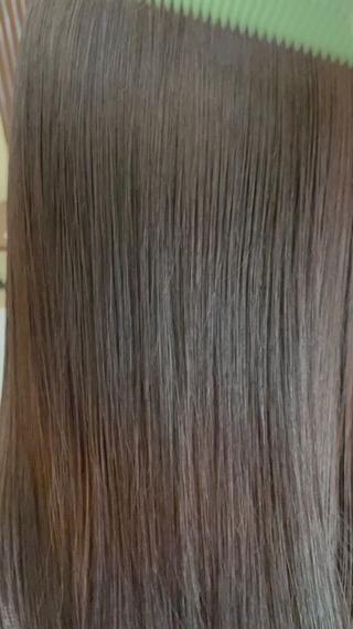 ロングでパサつきやすい髪質もつやつやさらさらに
持ちも良くて夏に受けたダメージも補修しますよ！！！ 