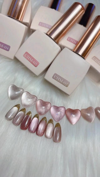 新色マグネット追加︎︎

全部かわいい コンプリートしてみませんか？


画像のようにベースカラーをマグネットにする場合は
1本＋¥100となります️
5月はガラスフレンチが20%オフ！
お得な今のうちに是非お試し下さい✧*｡
長さだししても、パーツ追加しても合計から20%オフ‪ 