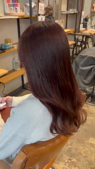 ピンクベージュ
ブリーチなしのダブルカラーおすすめです