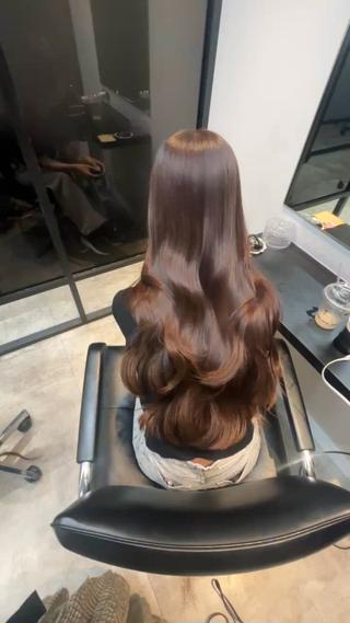 ＃表参道美容室#表参道美容院＃青山美容室#青山美容院#髪
質改善#縮毛矯正#トリートメント＃艶髪＃表
参道髪質改善＃表参道縮毛矯正＃表参道トリートメント＃表
参道艶髪＃表参道美容室髪質改善＃表参道美容室縮毛矯正＃表
参道美容室トリートメント＃表参道美容室艶髪＃表参道美容院髪質改善＃表参道美容院縮毛矯正＃表
参道美容院トリートメント＃表参道美容院艶
髪
＃表参道美容室#顔まわりカット#盛れる顔まわり#
顔周りにこだわる美容師
#ミディアム
Q
検索
目
すぐ予約
予約
スナップフォ 