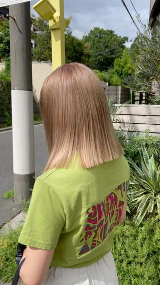 ホワイトベージュ 