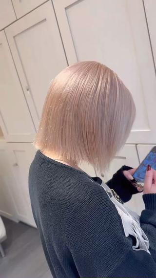 pink milk tea

お気に入り登録していただくと返信やご予約がスムーズにできます！
是非サロンへお越しください！
可愛く仕上げます！

ピンクラベンダー/ハイトーン/メンズハイトーン/ラベンダー/ブリーチ/ケアブリーチ/リタッチ/デザインカラー/インナーカラー/イヤリングカラー/フェイスフレーミングカラー/ミルクティーベージュ/ピンクベージュ/水色/ホワイトミルクティーベージュ/韓国風/韓国ヘア/レイヤー/裾カラー/カットモデル/ウルフカット/ハイトーンロング/ユニコーンカラー/ホワイトミルクティー/水色/ペールカラー/ブリーチリタッチ/渋谷/渋谷美容室/渋谷美容師 