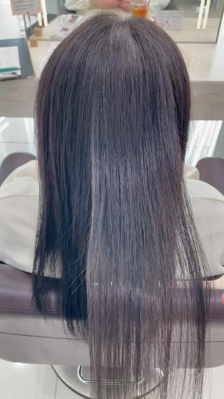 美髪チャージで潤いたっぷりの艶髪に

#髪質改善
#サイエンスアクア
#美髪チャージ 