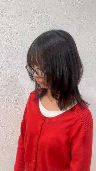 ミディアム 山本 梨華のヘアスタイル