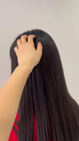 ロング 山本 梨華のヘアスタイル