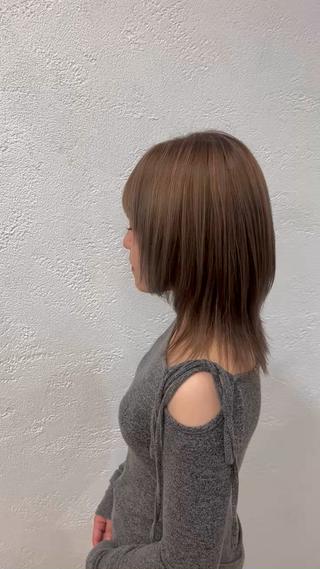 ミディアム 山本 梨華のヘアスタイル