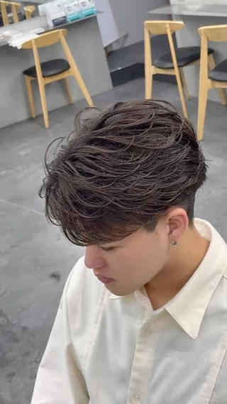 パーマ メンズ 松田 優斗のヘアスタイル