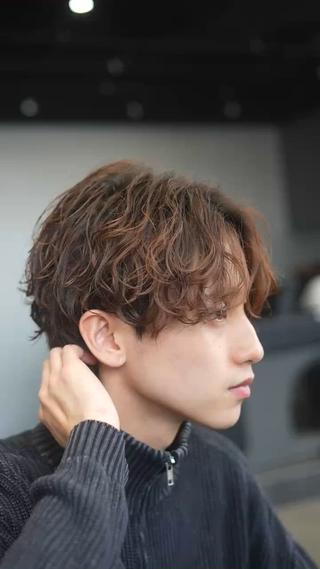 パーマ メンズ 松田 優斗のヘアスタイル