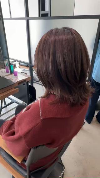 ミディアム CHESS所属・星 優南のヘアスタイル
