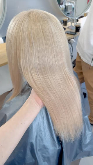 ブロンドベージュ