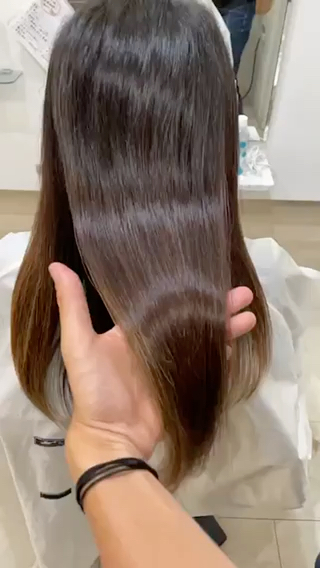 カラーを繰り返してる髪でも、毛先がブリーチでも、つやつやぷるんぷるんに 