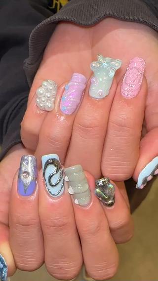 ネイル 👽個性派ネイル🎀 komachiのヘアスタイル