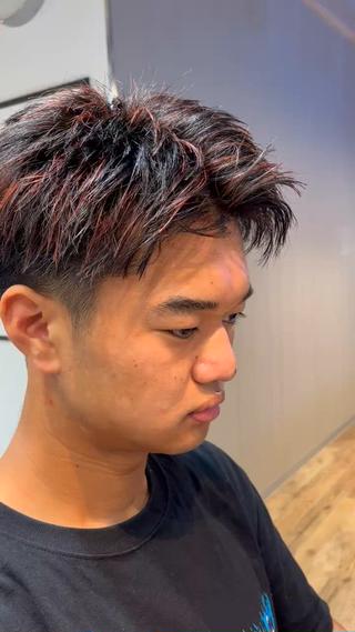 ご覧いただきありがとうございます

大宮で美容師をしているYUKIです︎
現在パーマモデル募集中です
初回のお客様お安くご案内できるので
是非お声がけください


（今だけのモデル料金）
ツイストスパイラルパーマ
スパイラルパーマ
波巻きパーマ
スペインカール
極道パーマ
ニュアンスパーマ（センターパート）
ダメージ軽減縮毛矯正
ハイライト（1回のブリーチ）

カット込みで5900円でできちゃいます！

フェードカットモデル　　　￥1000

カット＋パーマ大体2時間弱で終わります

平日土曜　18:00-
日曜　　　17:00- 