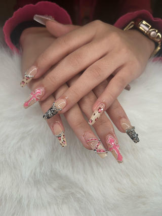 ネイル れでぃん nail❤︎のネイルデザイン