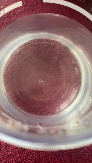 毛穴詰まり水素水でトルネード式で吸い上げます 