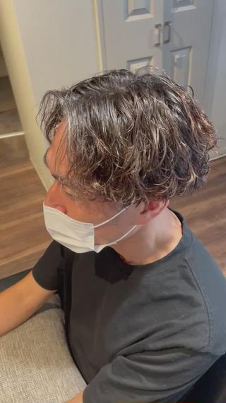 ショート パーマ 村上 翔平のヘアスタイル