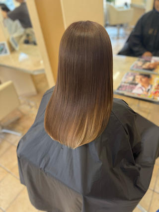 inner beige color

バイカルテトリートメントで美髪
今だけメニューに+¥3300でバイカルテに変更可能です！
（通常¥6600のトリートメントです） 