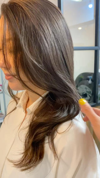 赤みオレンジ味を解消します
いつもオレンジ味が気になる髪へのアプローチメニューです♪♪ 