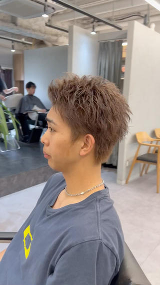 ショート カラー メンズ 安藤 晴大のヘアスタイル