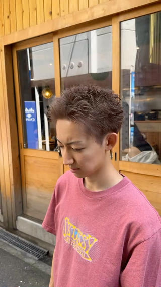 ショート カラー メンズ 安藤 晴大のヘアスタイル