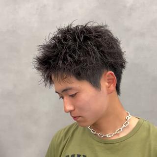 ショート パーマ メンズ 安藤 晴大のヘアスタイル