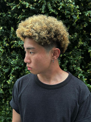 スパイキーショートアフロ/テーパーフェード/スキンフェード/バーバー/メンズブリーチ/藤沢フェード/メンズサロン 