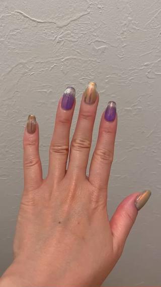 #オーロラマグミラー
#大阪ネイル #フリーランス #フラッシュネイルパウダー #ネイル好き  #ネイルアートデザイン #シルバーラメネイル  #スクエアネイル  #ネイルアート  #ツヤネイル #キレイめネイル  #簡単デザインネイル　#大阪女子 #3d #3dネイル #nails #nailsdesign #nailartis 