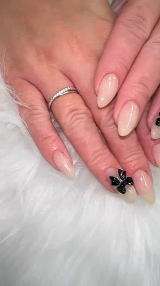 ネイル KARIN NAILのネイルデザイン