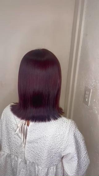 流行りのワインレッド 