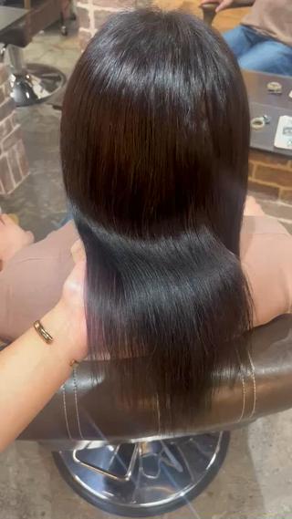 1ヶ月前にセルフ白髪染め✮
メニュー 白髪染め
darkbrown color

是非、白髪染め、ワンカラー、ダブルカラー、透明感カラー、ブリーチ、縮毛矯正のモデル様を大募集しております^^ぜひ気になる方はInstagram、ミニモにてご予約お待ちしております(⋆ᴗ͈ˬᴗ͈)” 