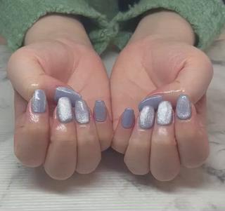 うるうるマグネットジェル

ベースにカラージェル追加(＋¥1650)

実物が100倍可愛い
マグネット再燃(個人的に)

いつもご来店ありがとうございます
次はバレンタインネイルにしましょう♪ 