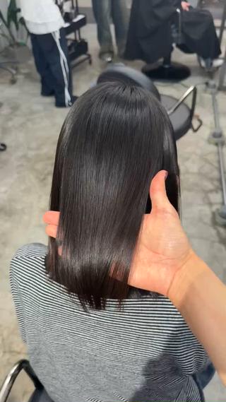 ミディアム diptymoila harukiのヘアスタイル