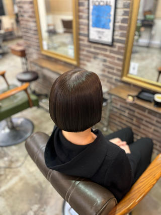 カラー mjuk【ミューク】所属・小川 あおとのヘアスタイル