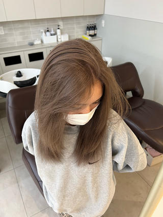 ミディアム カラー レイヤー専門家 ダブルカラー修のヘアスタイル