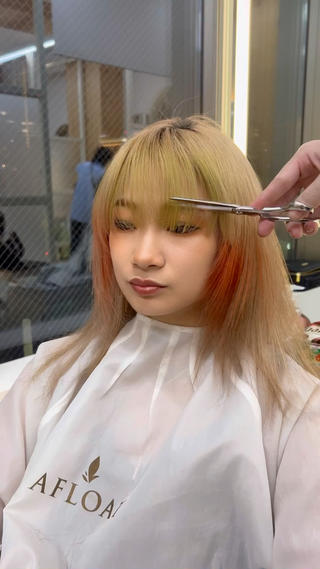 ミディアム カラー レイヤー専門家 ダブルカラー修のヘアスタイル