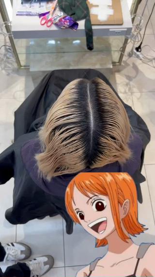 イルミナカラー 髪質改善 学割U24 インナーカラー   ダブルカラー　　レイヤー　ウルフ　ひし形　ケアブリーチ グラデーション 　透明感カラー ミルクティーカラー グレージュ 外ハネボブ アッシュブラウン 