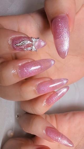 ネイル PINKY所属・PINKY♡ YUIのネイルデザイン