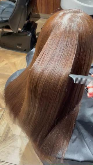 カラーのダメージもなく、この艶
水素でしかできません！
ぜひ水素トリートメントしてみてください！ 