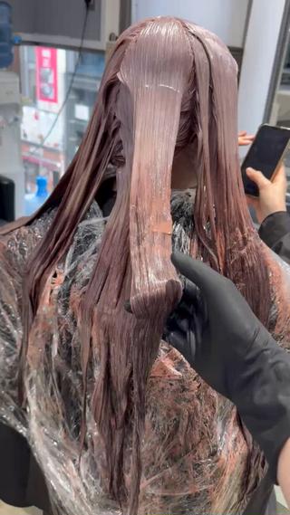 セミロング カラー dao/ミルクティー /ブラウン/ブロンドのヘアスタイル