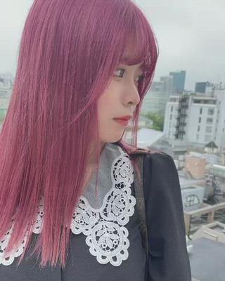 セミロング カラー ハッシュカット レイヤー池袋のヘアスタイル