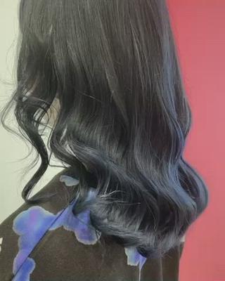 セミロング カラー ハッシュカット レイヤー池袋のヘアスタイル