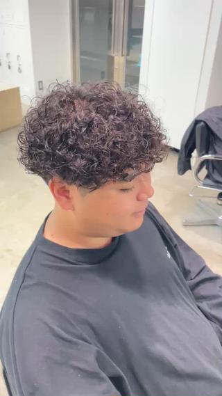#メンズ#パーマ#波巻きパーマ#スパイラルパーマ#ニュアンスパーマ#プードルパーマ#ツイストスパイラルパーマ#シャドウパーマ#フェザーパーマ#ラルフパーマ#カルマパーマ#fifth#福岡美容室#天神美容室#メンズ特化美容室#パーマ特化 