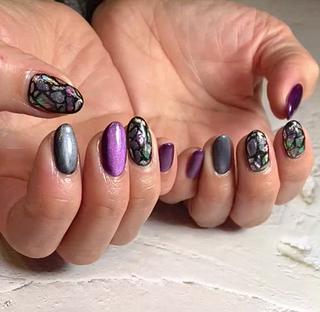 グリッターパイソン
#キラキラ#ステンドグラス＃パイソン 