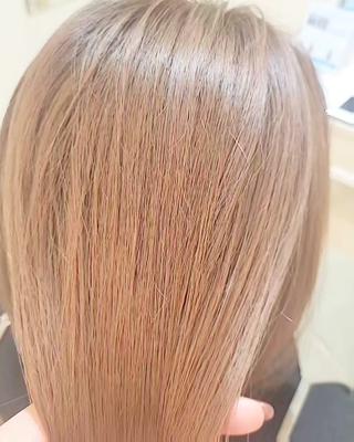 髪質改善カラーでブリーチ毛でもまとまりつやつや 