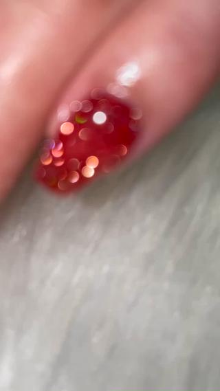 Flash nail
キラキラがとても可愛いです︎ 